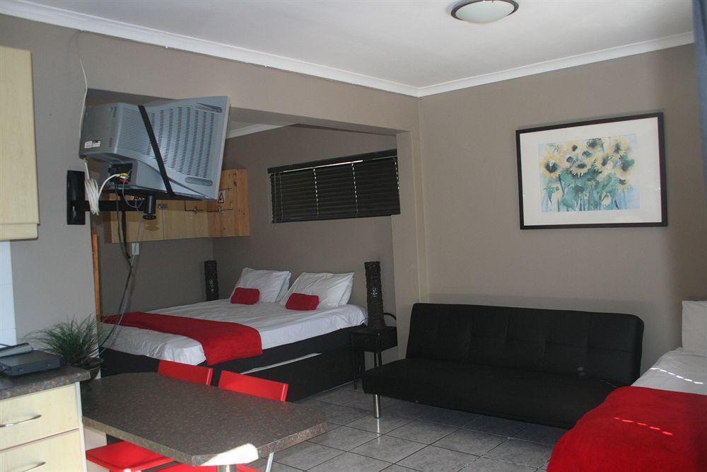 Colors Of Cape Town Lodge Exterior foto