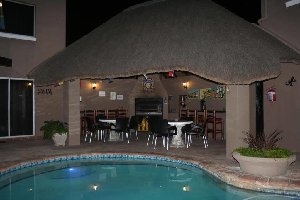 Colors Of Cape Town Lodge Exterior foto